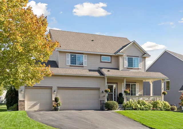 Photo 2 of Single family home for sale at 9537 Glacier Rd, Saint Bonifacius, MN 55375 | MLS# 7155775 | Listing updated on 2026-10-09