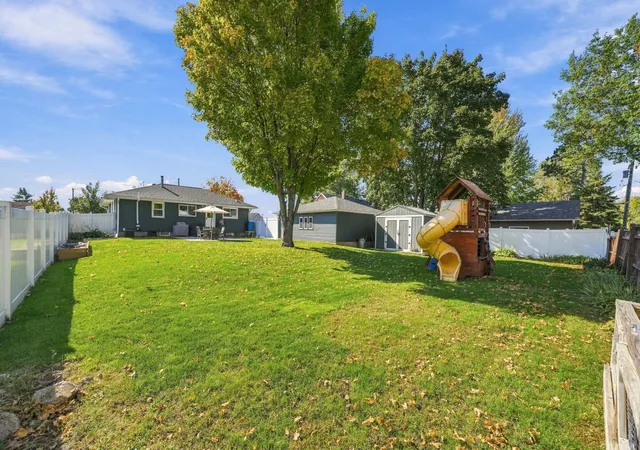 Photo 2 of Single family home for sale at 1108 Hoffman St W, Cannon Falls, MN 55009 | MLS# 7155787 | Listing updated on 2026-10-09