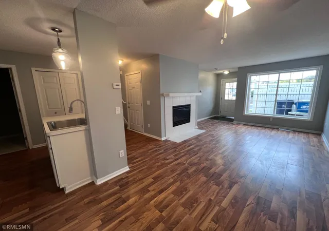 Photo 4 of Single family home for sale at 1877 Riverwood Dr #5, Burnsville, MN 55337 | MLS# 7155788 | Listing updated on 2026-10-16