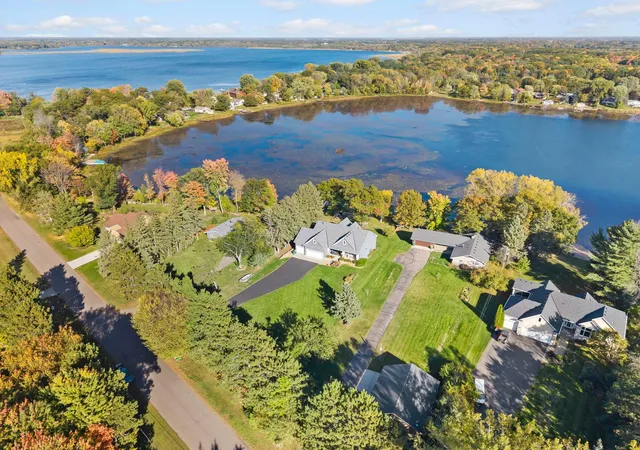 Photo 1 of Single family home for sale at 17447 Interlachen Dr NE, Andover, MN 55304 | MLS# 7155804 | Listing updated on 2026-10-08