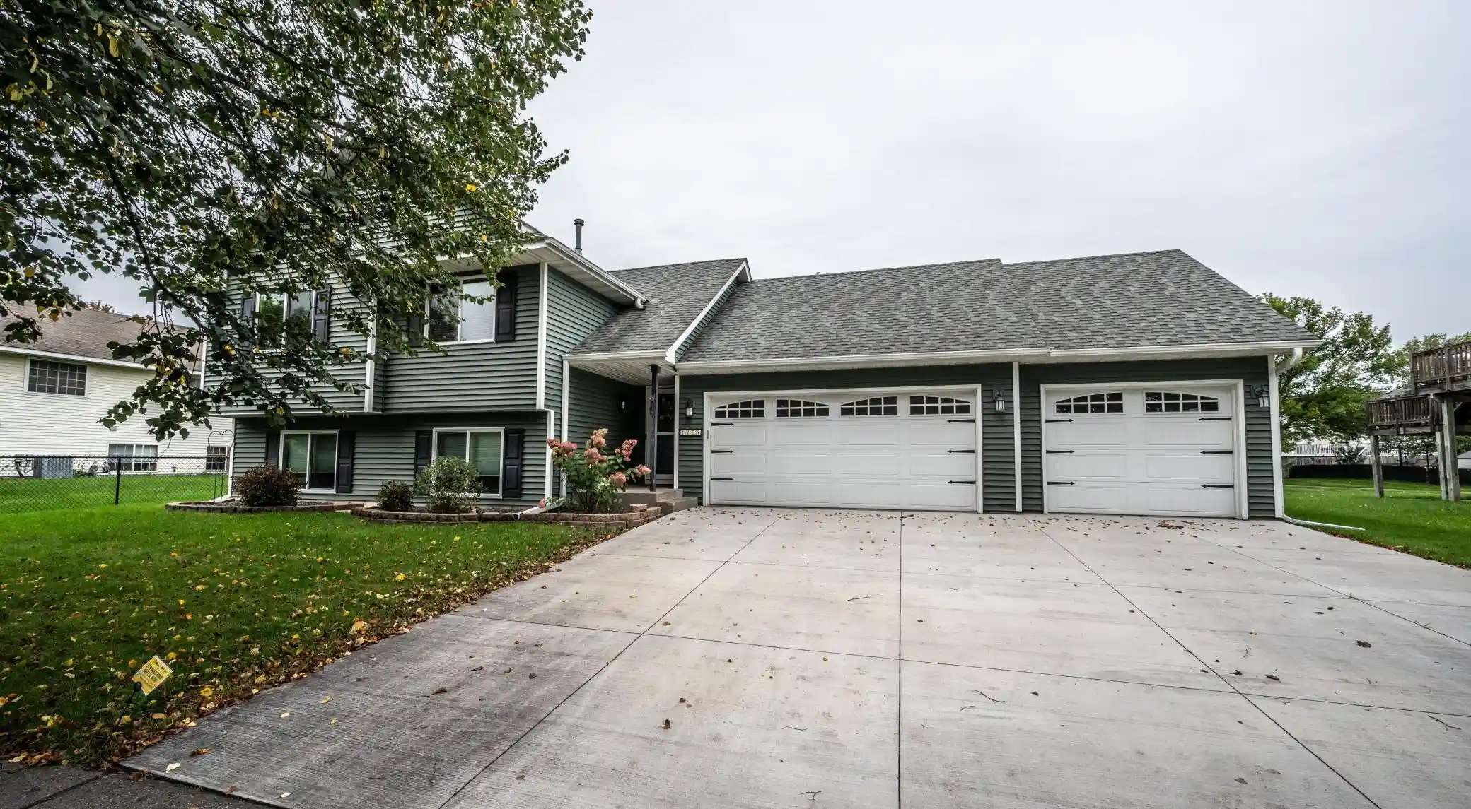 Photo 1 of Single family home for sale at 1107 Walnut St, Farmington, MN 55024 | MLS# 7155816 | Listing updated on 2026-10-11
