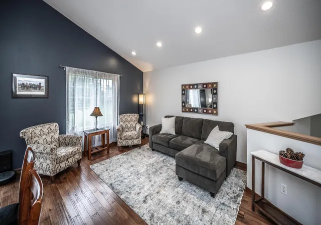 Photo 3 of Single family home for sale at 1107 Walnut St, Farmington, MN 55024 | MLS# 7155816 | Listing updated on 2026-10-09