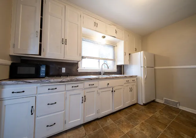 Photo 3 of Single family home for sale at 6924 Penn Ave S, Minneapolis, MN 55423 | MLS# 7155823 | Listing updated on 2026-10-20