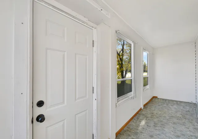 Photo 2 of Single family home for sale at 523 Front St N, Barnesville, MN 56514 | MLS# 7155833 | Listing updated on 2026-10-09