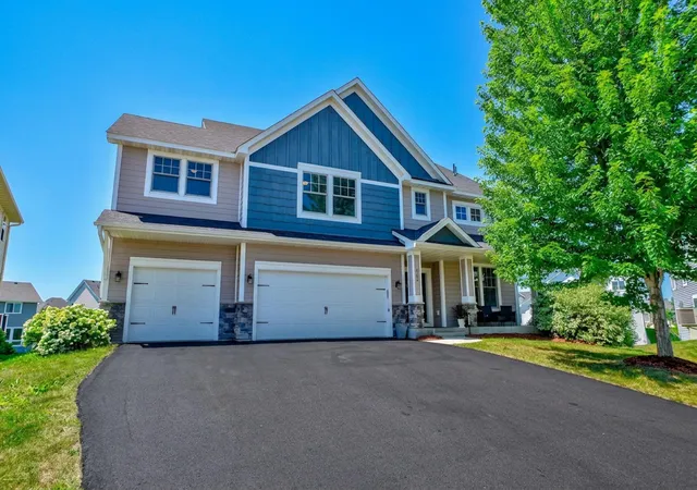Photo 1 of Single family home for sale at 5204 Porchlight Bay, Saint Paul, MN 55129 | MLS# 7155840 | Listing updated on 2026-10-07