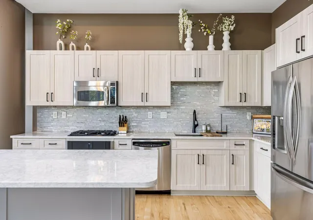 Photo 3 of Condo for sale at 215 10th Avenue S #102, Minneapolis, MN 55415 | MLS# 7155858 | Listing updated on 2026-10-09