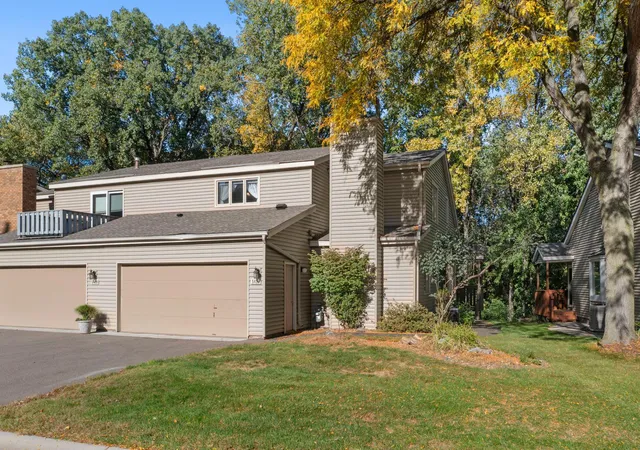 Photo 3 of Single family home for sale at 5422 Meister Rd, Minneapolis, MN 55432 | MLS# 7155877 | Listing updated on 2026-10-09