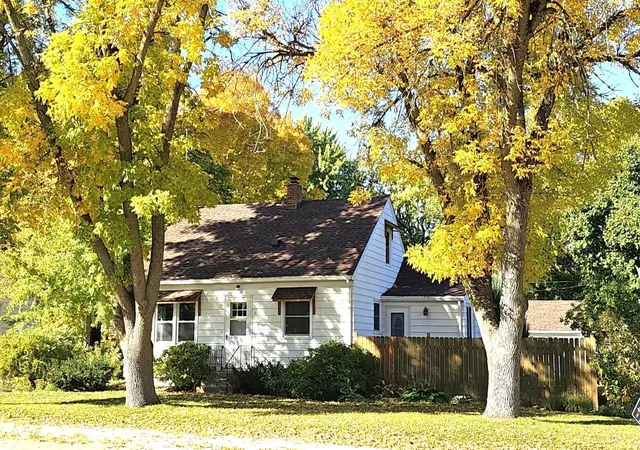 Photo 1 of Single family home for sale at 611 Central Ave, Buffalo, MN 55313 | MLS# 7155881 | Listing updated on 2026-10-08