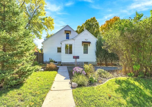 Photo 3 of Single family home for sale at 611 Central Ave, Buffalo, MN 55313 | MLS# 7155881 | Listing updated on 2026-10-08
