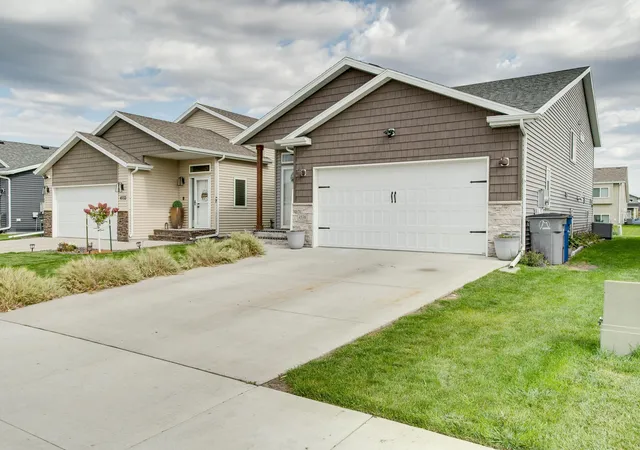 Photo 3 of Single family home for sale at 4538 17th Street S, Moorhead, MN 56560 | MLS# 7155883 | Listing updated on 2026-10-07