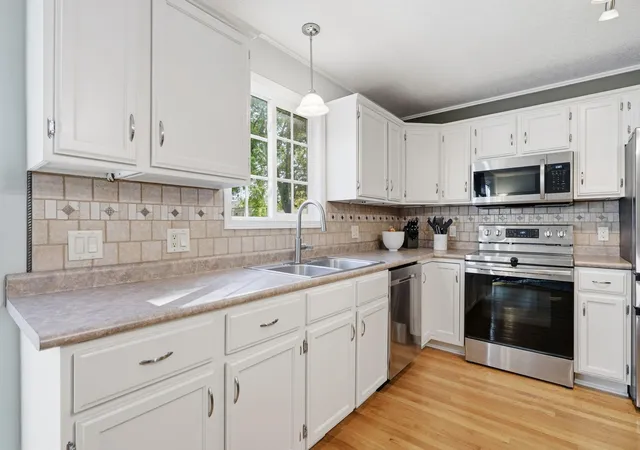 Photo 3 of Single family home for sale at 6236 Orleans Ln N, Maple Grove, MN 55369 | MLS# 7155919 | Listing updated on 2026-10-08