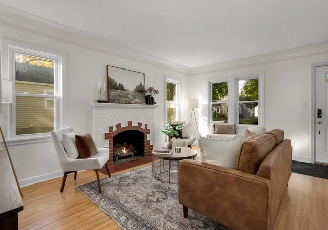 Photo 3 of Single family home for sale at 2913 Florida Ave S, Minneapolis, MN 55426 | MLS# 7155923 | Listing updated on 2026-10-09