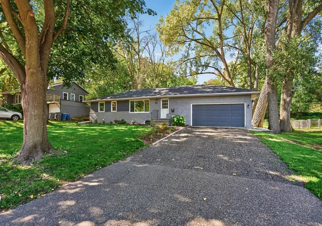 Photo 1 of Single family home for sale at 2731 Lee Ave N, Minneapolis, MN 55422 | MLS# 7155941 | Listing updated on 2026-10-09