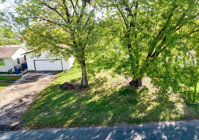 Photo 4 of Land for sale at 9211 Columbus Ave S, Minneapolis, MN 55420 | MLS# 7155951 | Listing updated on 2026-10-06