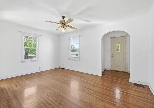 Photo 4 of Single family home for sale at 9917 Pleasant Ave S, Minneapolis, MN 55420 | MLS# 7155973 | Listing updated on 2026-10-09