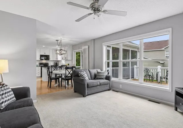 Photo 3 of Single family home for sale at 957 Lake Ridge Bay, Saint Paul, MN 55129 | MLS# 7155974 | Listing updated on 2026-10-07