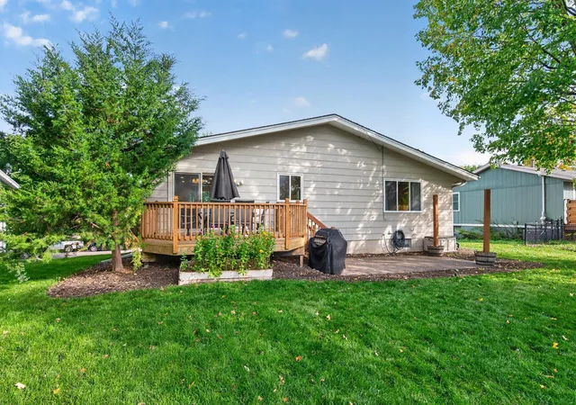 Photo 3 of Single family home for sale at 14759 Easter Ave, Saint Paul, MN 55124 | MLS# 7155980 | Listing updated on 2026-10-09