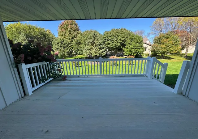 Photo 3 of Single family home for sale at 541 Southport Dr, Fairmont, MN 56031 | MLS# 7156003 | Listing updated on 2026-10-10