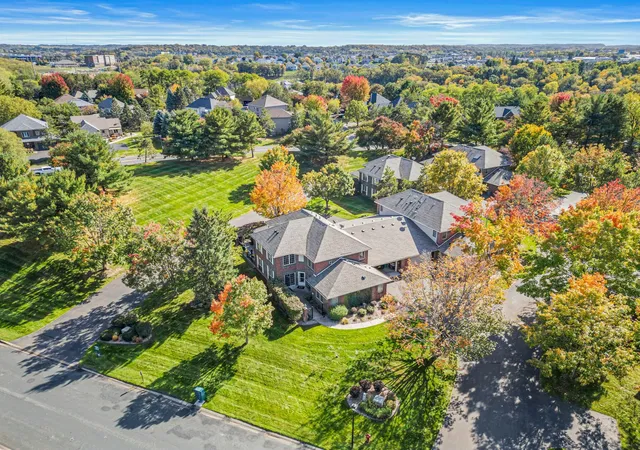 Photo 3 of Single family home for sale at 1908 Hunter Hl Rd, Hudson, WI 54016 | MLS# 7156024 | Listing updated on 2026-10-10
