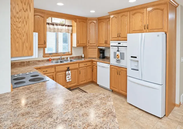 Photo 2 of Single family home for sale at 1431 Fairview Ln, Little Falls, MN 56345 | MLS# 7156029 | Listing updated on 2026-10-09