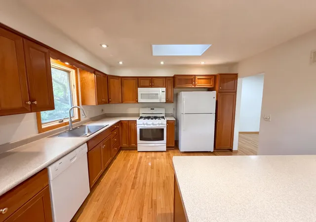 Photo 2 of Single family home for sale at 12228 Allen Dr, Burnsville, MN 55337 | MLS# 7156041 | Listing updated on 2026-10-08