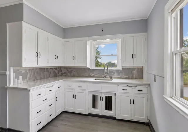Photo 3 of Single family home for sale at 3416 Xenwood Ave S, Minneapolis, MN 55416 | MLS# 7156047 | Listing updated on 2026-10-08