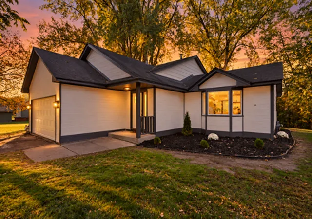 Photo 4 of Single family home for sale at 1862 Fox Run, Hugo, MN 55038 | MLS# 7156055 | Listing updated on 2026-10-09