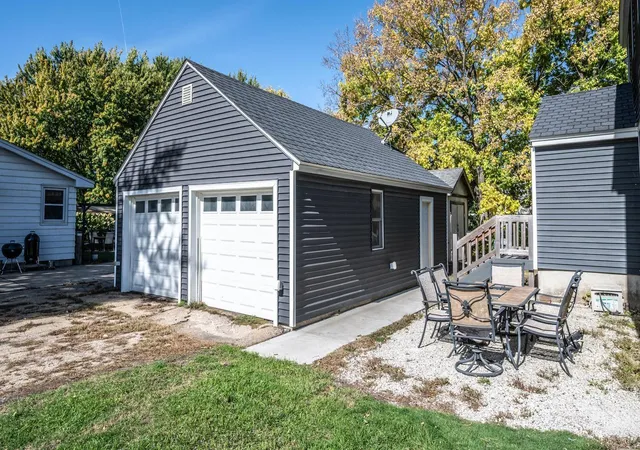 Listing Photo 4 - Condo for sale in building located at 420 1st St, Farmington, MN 55946