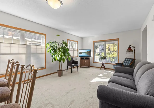 Photo 4 of Single family home for sale at 816 24th Avenue NE, Minneapolis, MN 55418 | MLS# 7156086 | Listing updated on 2026-10-23