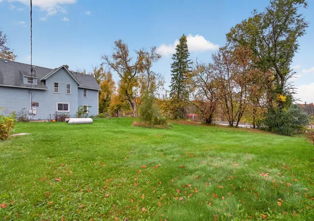 Photo 2 of Single family home for sale at 7235 State Hwy 5, Waconia, MN 55387 | MLS# 7156099 | Listing updated on 2026-10-21