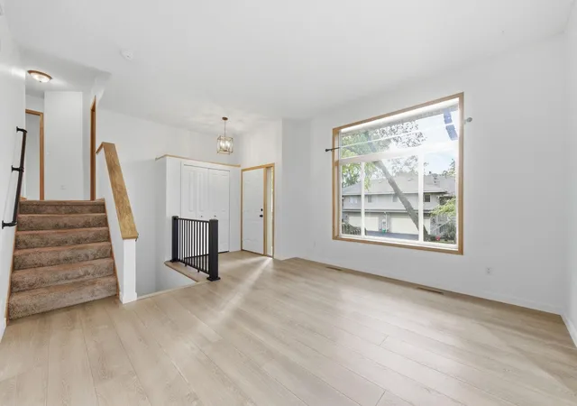 Photo 4 of Single family home for sale at 14334 Heywood Ave, Saint Paul, MN 55124 | MLS# 7156112 | Listing updated on 2026-10-08
