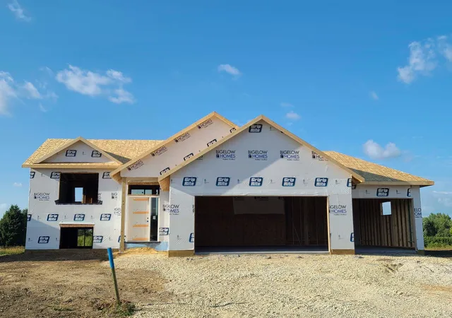Single family home for sale at 905 14th Street NW, Kasson, MN 55944 | MLS# 7156115