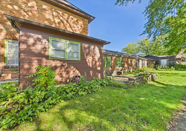 Photo 4 of Single family home for sale at 605 Main St S, Sauk Centre, MN 56378 | MLS# 7156132 | Listing updated on 2026-10-08