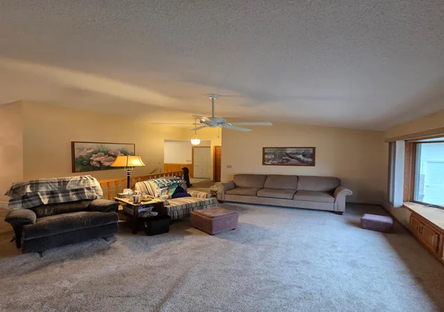 Photo 3 of Single family home for sale at 237 Crescent Dr, Breckenridge, MN 56520 | MLS# 7156142 | Listing updated on 2026-10-14