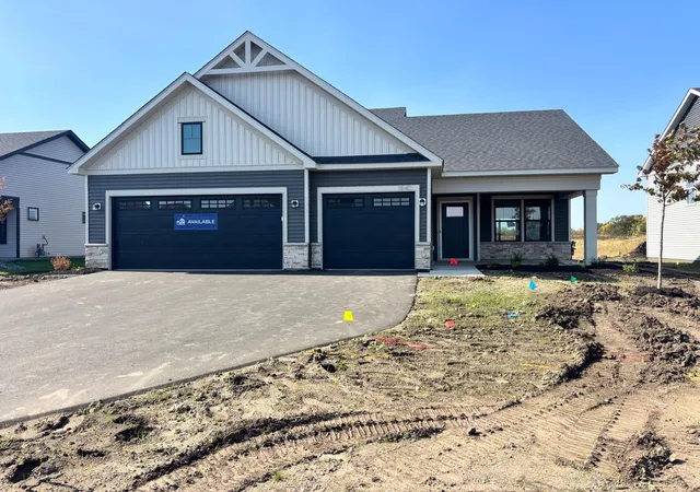 Single family home for sale at 1640 Lund Way, Shakopee, MN 55379 | MLS# 7156156