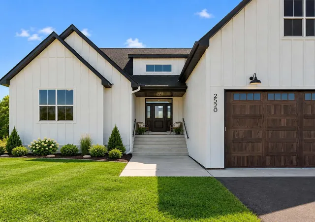 Photo 3 of Single family home for sale at 2520 230th Court Nw, Saint Francis, MN 55070 | MLS# 7156179 | Listing updated on 2026-10-08