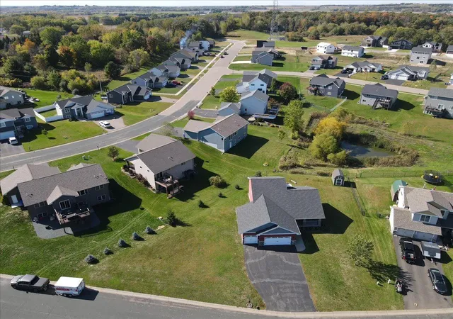 Photo 3 of Single family home for sale at 1125 Wyoming St, Roberts, WI 54023 | MLS# 7156181 | Listing updated on 2026-10-09