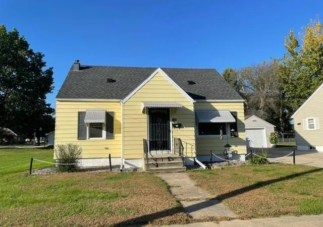 Photo 3 of Single family home for sale at 803 13th Avenue Se, Austin, MN 55912 | MLS# 7156195 | Listing updated on 2026-10-07