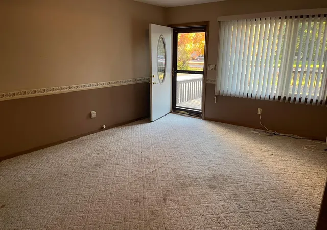Photo 3 of Single family home for sale at 125 5th Street S, Erskine, MN 56535 | MLS# 7156229 | Listing updated on 2026-10-08