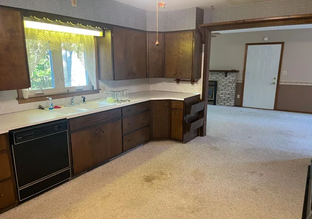 Photo 4 of Single family home for sale at 125 5th Street S, Erskine, MN 56535 | MLS# 7156229 | Listing updated on 2026-10-08