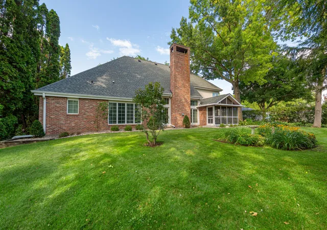 Photo 4 of Single family home for sale at 713 Highland Ave, Northfield, MN 55057 | MLS# 7156237 | Listing updated on 2026-10-08