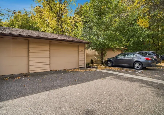Photo 3 of Single family home for sale at 306 W Eagle Lake Dr, Maple Grove, MN 55369 | MLS# 7156248 | Listing updated on 2026-10-09