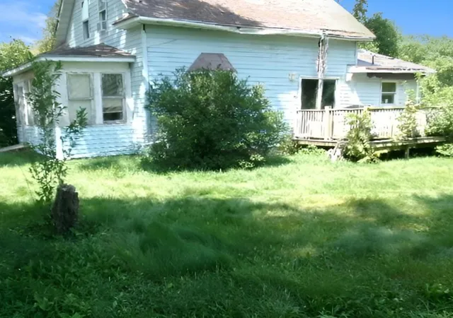 Photo 1 of Single family home for sale at 202 Elm Ave Se, Renville, MN 56284 | MLS# 7156253 | Listing updated on 2026-10-17