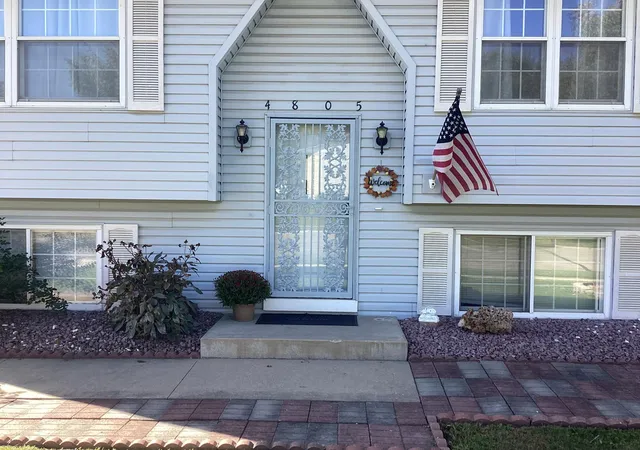Photo 1 of Single family home for sale at 4805 25th Avenue NW, Rochester, MN 55901 | MLS# 7156287 | Listing updated on 2026-10-08