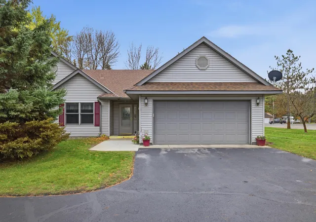 Photo 1 of Single family home for sale at 14022 Firewood Dr, Baxter, MN 56425 | MLS# 7156290 | Listing updated on 2026-10-21