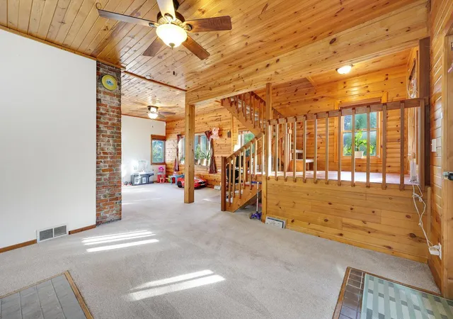 Photo 3 of Single family home for sale at 277 E Morton St, Saint Paul, MN 55107 | MLS# 7156307 | Listing updated on 2026-10-07