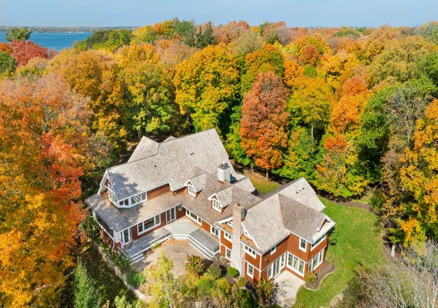 Photo 1 of Mansion for sale at 2875 Gale Rd, Wayzata, MN 55391 | MLS# 7156329 | Listing updated on 2026-10-21