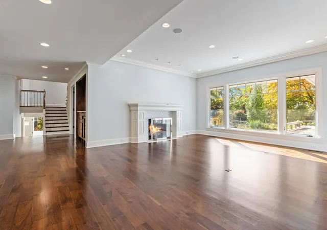Photo 3 of Single family home for sale at 2875 Gale Rd, Wayzata, MN 55391 | MLS# 7156329 | Listing updated on 2026-10-29