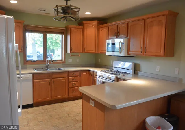 Photo 3 of Townhouse for sale at 1419 Ranger Dr, Glencoe, MN 55336 | MLS# 7156335 | Listing updated on 2026-10-09