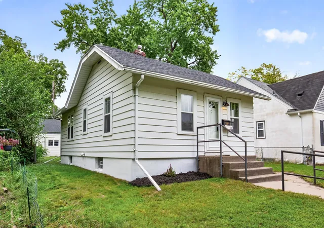 Photo 1 of Single family home for sale at 5729 43rd Avenue S, Minneapolis, MN 55417 | MLS# 7156339 | Listing updated on 2026-10-08